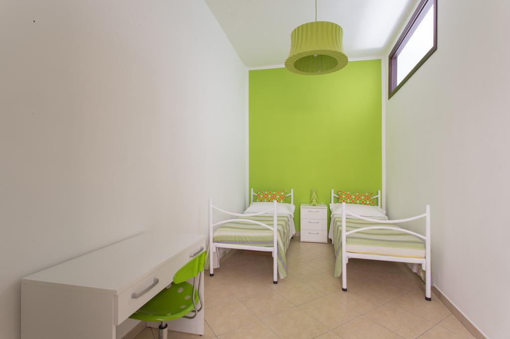 Apartamento San Paolo House Península Sorrentina Habitación foto