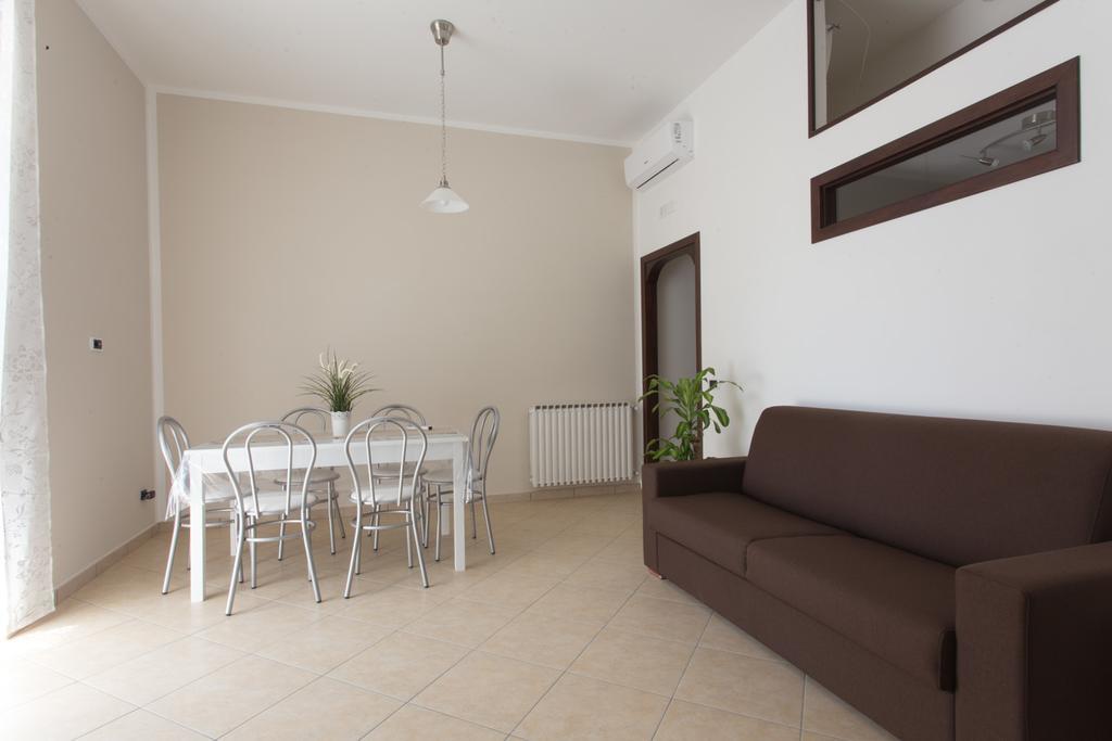 Apartamento San Paolo House Península Sorrentina Habitación foto